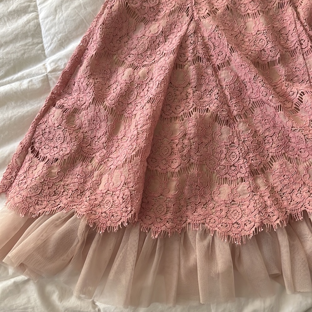 Pink & Nude Crochet Mock Neck Sleeveless Dress - Picture 4 of 8